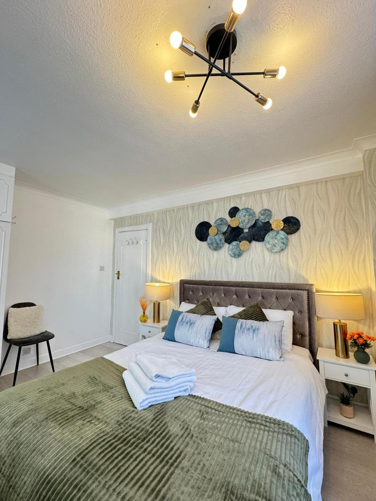 Affordable Near Oxford Street Apartament