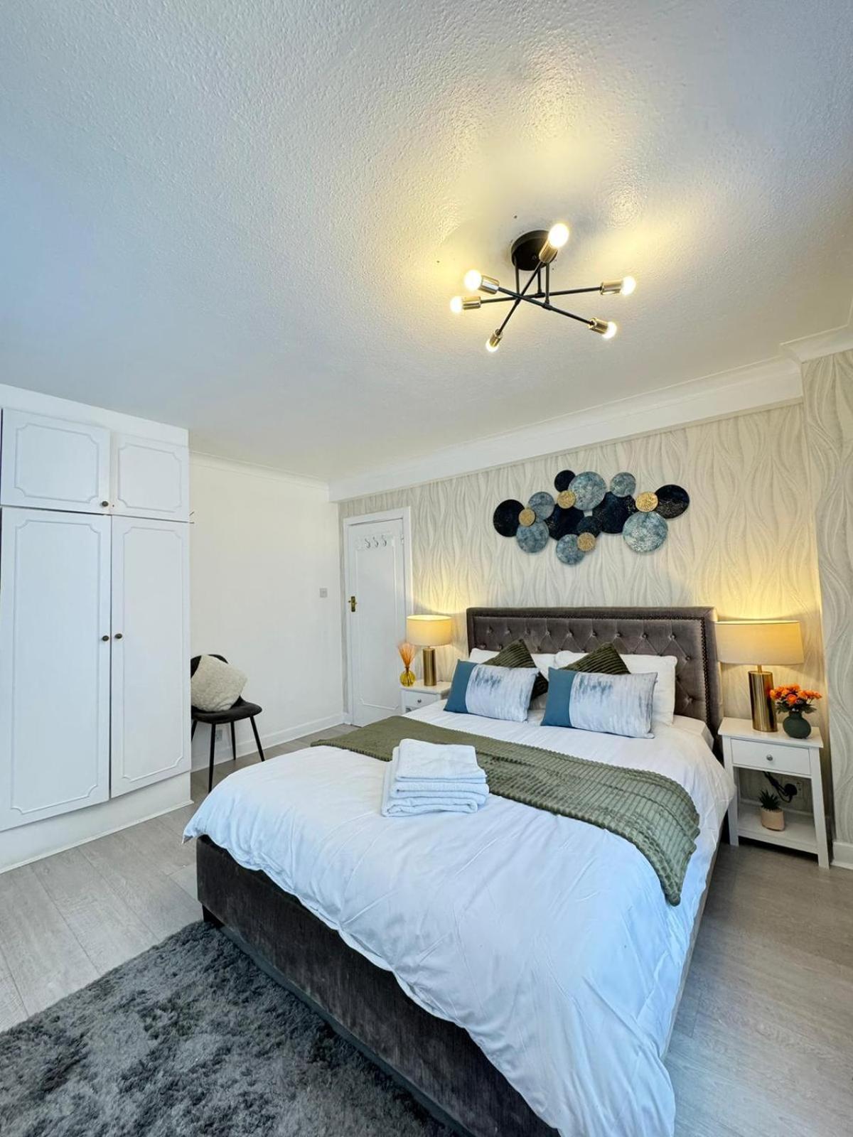 Affordable Near Oxford Street Apartament